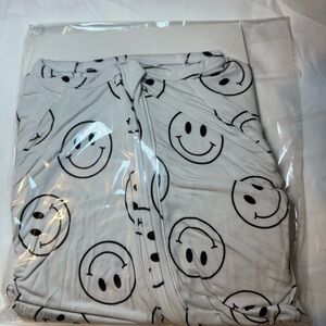 White Smiley Face Bamboo Pajama Zippy Size 18-24